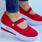 Damesneakers med pustende mesh og platåsåle (slip-on)