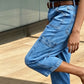 Avslappet stretchy cropped denim bukse for kvinner