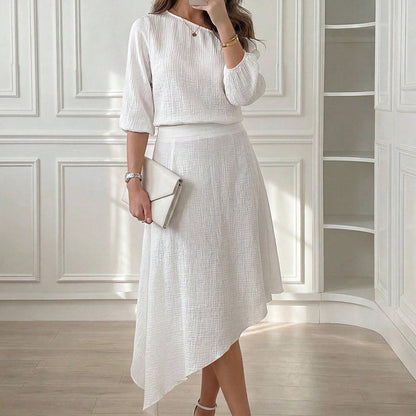 Sett med off-shoulder topp og asymmetrisk skjørt for kvinner