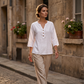 Casual bluse for kvinner med V-hals og 3/4-ermer