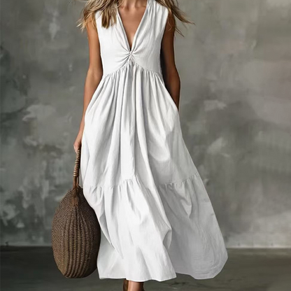 ✨🛍️Nyhet – Plissert kjole med V-hals og sidelommer – Lett og luftig, perfekt til strandturer eller brunsj 🍃