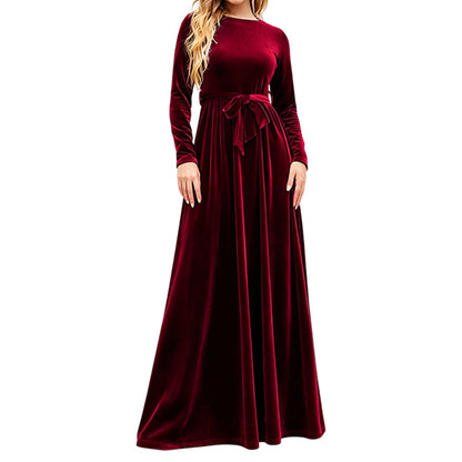 Elegant langermet fløyelskjole i maxi-lengde for kvinner