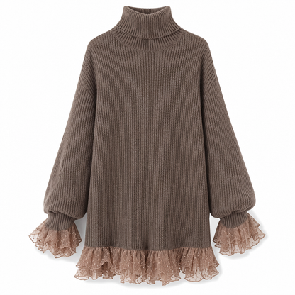 Oversized strikket kjole i mock neck-modell med ruffle-tull-kant