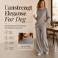 Damesett med strikket turtleneck-genseren og vidbeinte bukser