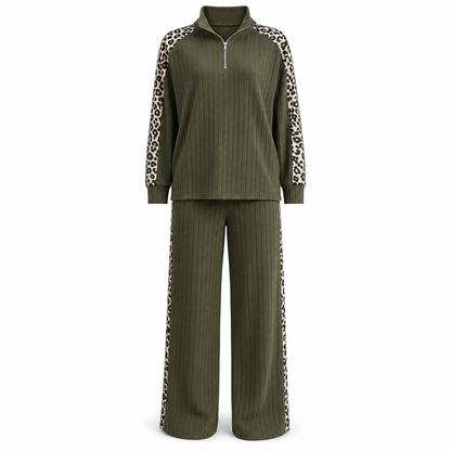 Dameribbstrikket loungewear-sett i to deler med kvart glidelås genser og vidbeinte bukser med leopardprintpanel